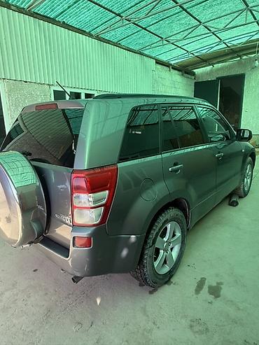 зимный шины 16: Suzuki Grand Vitara: 2006 г., 2 л, Механика, Бензин, Кроссовер — 4