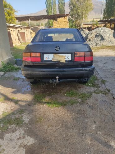 купить чехлы на гольф 4: Volkswagen Vento: 1992 г., 1.8 л, Механика, Седан