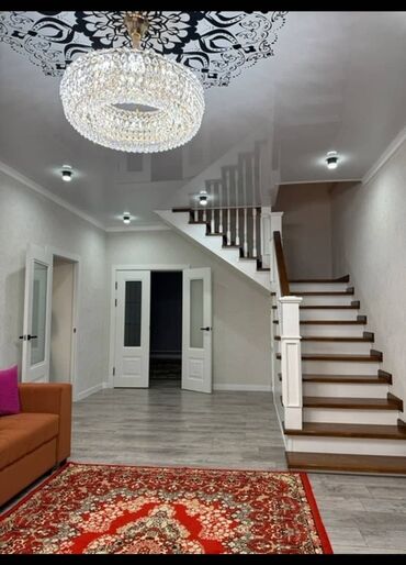 продаю дом сары озон: Дом, 180 м², 8 комнат, Риэлтор, Евроремонт