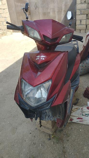 volta vs 1: Demeli moped on hisseden qeza olunub yanlarında ciziglar var — 2