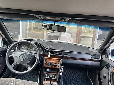 220 mers: Mercedes-Benz W124: 1993 г., 2.2 л, Автомат, Бензин, Седан — 7