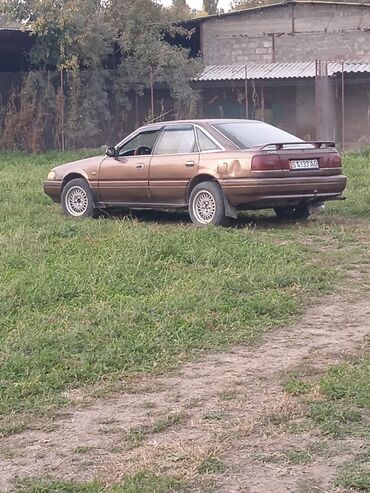 поворотник тойота виндом: Mazda 626: 1989 г., Седан