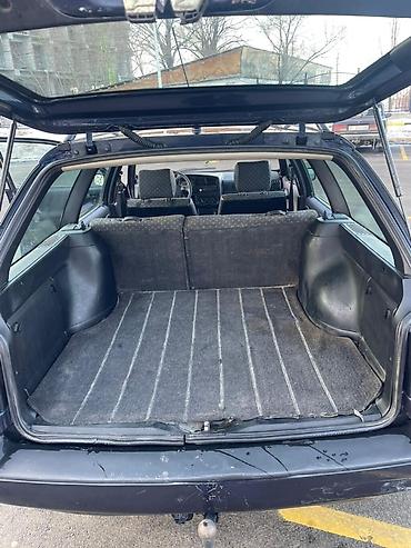 Volkswagen: Volkswagen Passat Variant: 1994 г., Механика, Бензин, Универсал — 10