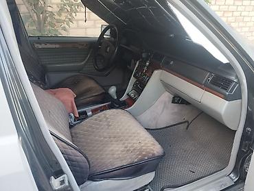 a klass: Mercedes-Benz W124: 1991 г., 2.3 л, Механика, Бензин, Универсал — 6
