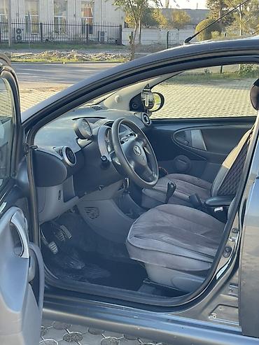 рефрижератор продажа: Toyota Aygo: 2010 г., 1 л, Механика, Бензин, Хэтчбэк — 6