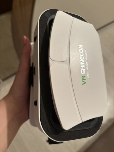 bu smartfonu satın al: Bu, ağ rəngli, "VR SHINECON" brendinə məxsus virtual reallıq