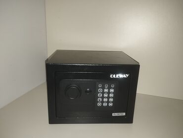 Seyflər: Təhlükəsizlik Seyfi – Elektron Parol və Açarla 📦 Ölçü: Hündürlük: 17 — 4