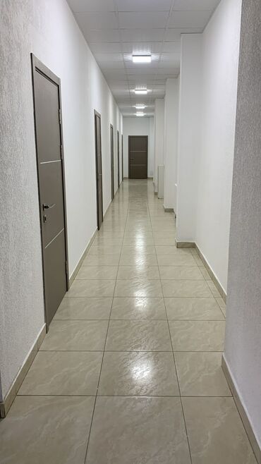 суточный квартира бишкек аламидин 1: Продаю Офис 156 м², С ремонтом, Без мебели, 1 этаж