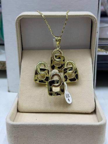 Наборы украшений: Наборы ювелирных украшений в подарочных коробках. 1) Комплект в стиле — 9