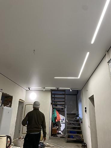 Натяжной потолок: Натяжной потолок Глянцевое, Матовое, 3D потолки Гарантия, Бесплатная консультация, Бесплатный замер — 1