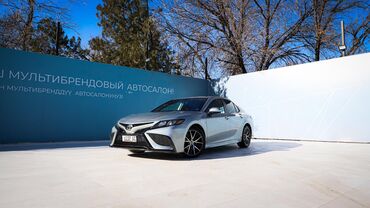 Toyota: Toyota Camry: 2021 г., 2.5 л, Автомат, Бензин, Седан