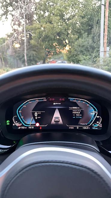 m 5: BMW 5 series: 2021 г., 2 л, Автомат, Электромобиль, Седан — 10