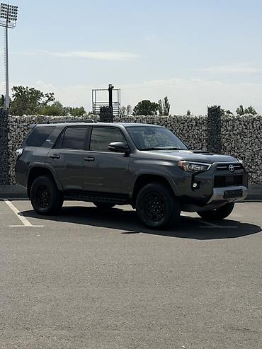 4wd 20132020: Toyota 4Runner: 2023 г., 4 л, Автомат, Бензин, Внедорожник — 5