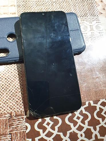 Redmi: Redmi, Redmi 7, Б/у, 32 ГБ, цвет - Черный, 2 SIM — 12