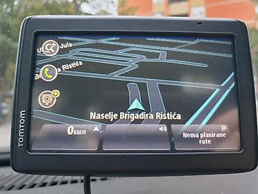 samsung 3: Tomtom VIA135 nove mape Srbije i cele Evrope Kompletna, sačuvana i — 9