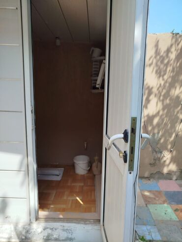 Həyət evləri və villaların satışı: Suraxanı 3 otaqlı, 100 kv. m, Kredit yoxdur, Orta təmir — 10