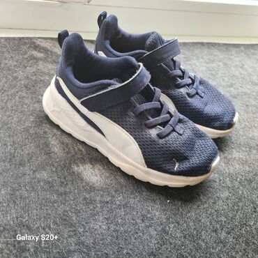 Детская обувь: Продам кроссовки Puma из Германии. Размер 27-28 европейский