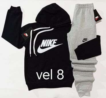 Komplet trenerke: Nike, 122-128, Unisex — 17