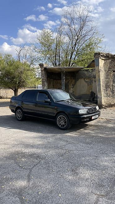 победа машина купить: Volkswagen Vento: 1994 г. — 3