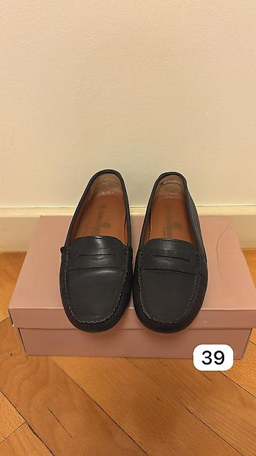 Qadın dəri loafer ayaqqabı - Rəng: qara - Ölçü: 39 (şəkildə qeyd