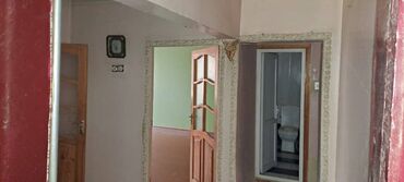 Köhnə tikili: Biləsuvar, 3 otaqlı, Köhnə tikili, 70 kv. m — 3