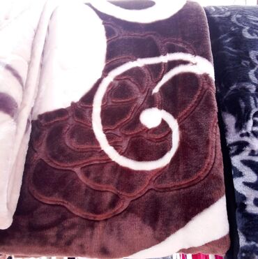 Ćebad i pokrivači: Veličina - Bračna — 26