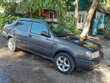 велтмейстер авто: Volkswagen Vento: 1993 г., 1.8 л, Механика, Бензин, Седан — 6
