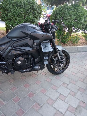 motosiklet əlcəyi: Yamaha - R1, 500 sm3, 2023 il, 4000 km