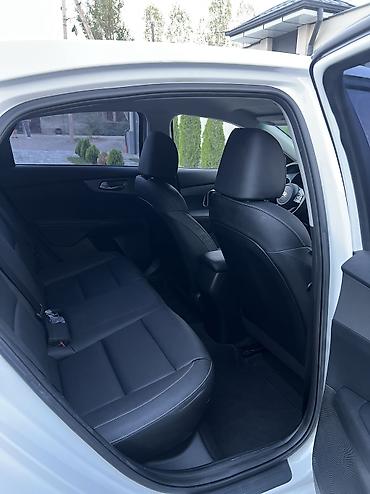 82 1: Kia K3: 2021 г., 1.6 л, Автомат, Бензин, Седан — 9