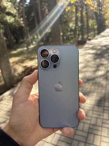 телефон номера: IPhone 13 Pro, Б/у, 256 ГБ, Голубой, Чехол, 84 %