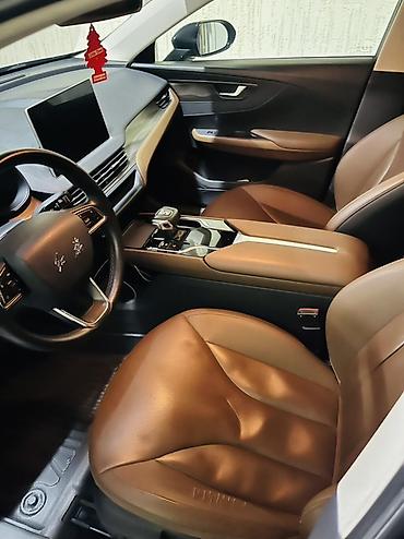 Другие автомобили: HONQGI E-QM5 2021г. состояние идеальное, не таксованое! Ходовая идеал! — 11