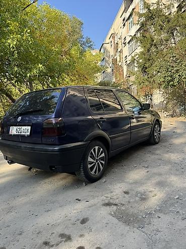 Volkswagen: Volkswagen Golf: 1994 г., 1.6 л, Механика, Бензин, Хэтчбэк — 7