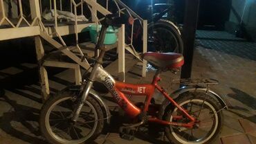резина для велосипеда: Продаю детский велосипед. В хорошем состоянии.Есть небольшие