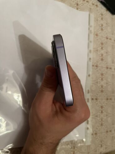 Apple iPhone: IPhone 12, 128 GB, Qara, Simsiz şarj — 12