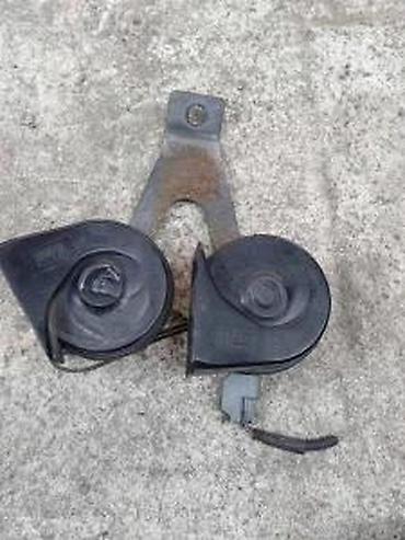 Car Parts & Accessories: Alfa Romeo Giulietta sirena. Alfa Romeo Giulietta sirenaOriginalni — 1