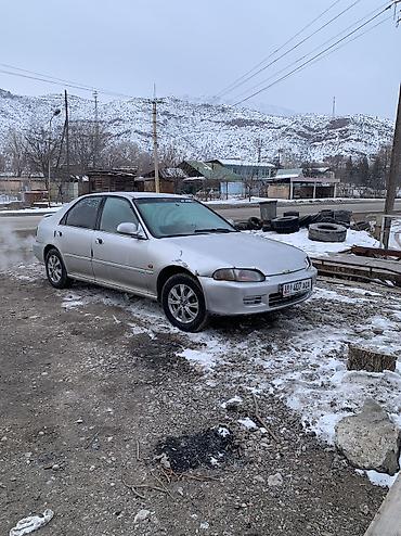 Honda: Honda Civic: 1992 г., Седан — 18