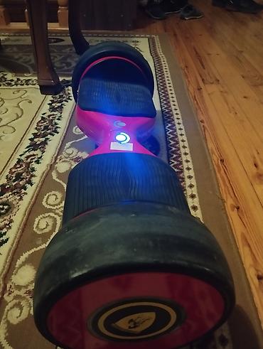 Elektrik nəqliyyatı: Elektrosamokat (hoverboard) – qırmızı rəngdə, iri təkərli model - — 2