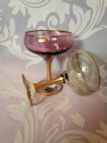 Čaše: Case nove,vintaz za dvoje za poslastice. Case u dve boje,komplet — 9