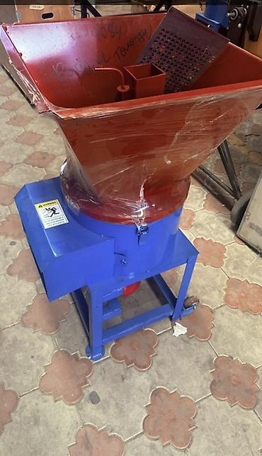 Өндүрүш үчүн жабдуулар: Измельчитель соломы/корморезка NOY Metal CC-7.5 - Тип: электрический — 3