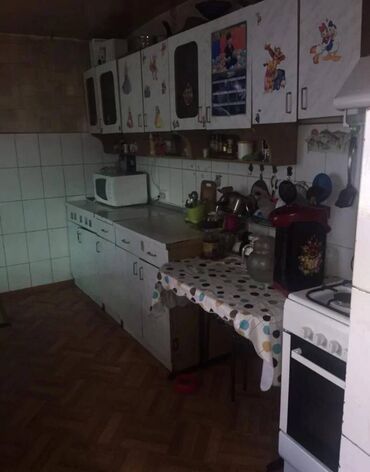 продаю дом швейный цех: Дом, 80 м², 4 комнаты, Риэлтор, Старый ремонт