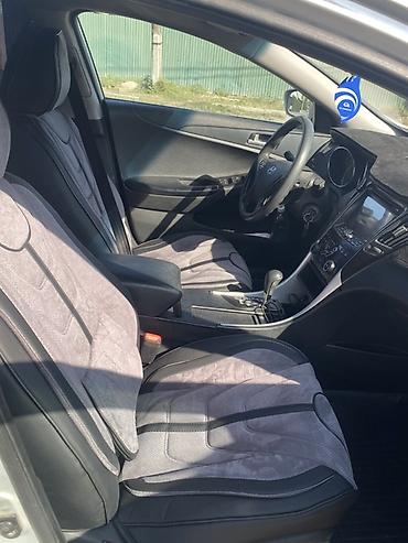 Hyundai Sonata: 2010 г., 2 л, Автомат, Бензин, Седан