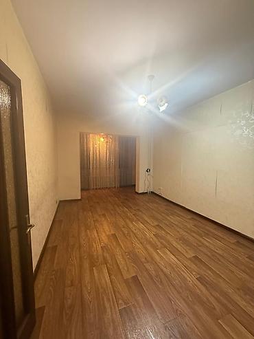 Продажа квартир: 3 комнаты, 70 м² — 2