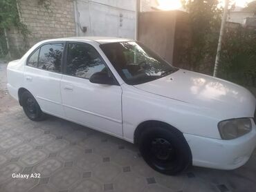 8 ci km masin bazari ehtiyat hissələri: Hyundai Accent: 1.6 l | 2001 il Sedan