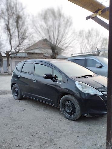 Honda: Honda Fit: 2013 г., 1.3 л, Вариатор, Бензин, Хэтчбэк — 10