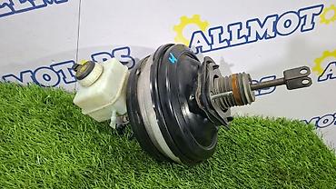 вакумы: BMW 528i F10 2013 г. тормозной вакуум — 1