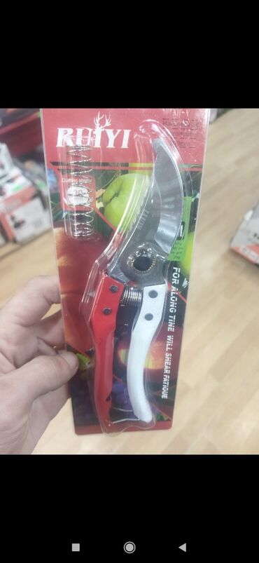 Qayçılar, bıçaqlar: Yeni
