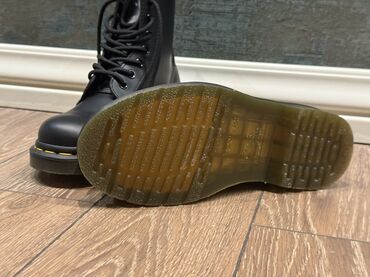 Çəkmələr: Original DR MARTENS ÇEKME Dr. Martens 1460 üslublu qara dəri krujevli — 8