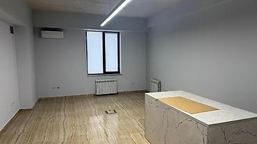 Аренда офисов: Аренда офисов, 300 м², В бизнес центре — 13