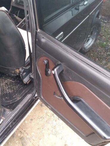 VAZ (LADA): Model: VAZ 2106 (Jiquli) sedan Rəng: qara Kuzov: 4 qapı, xrom — 11