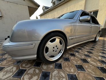 Mercedes-Benz: Mercedes-Benz E-Class: 2001 г., 3.2 л, Автомат, Бензин, Седан